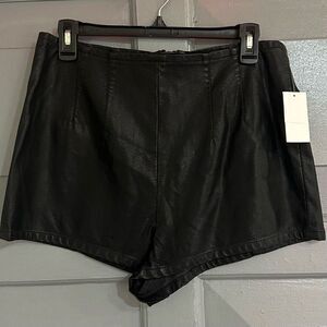 Pins & Needles Black Faux Leather No Pockets Back Exposed Zipper Sz 31